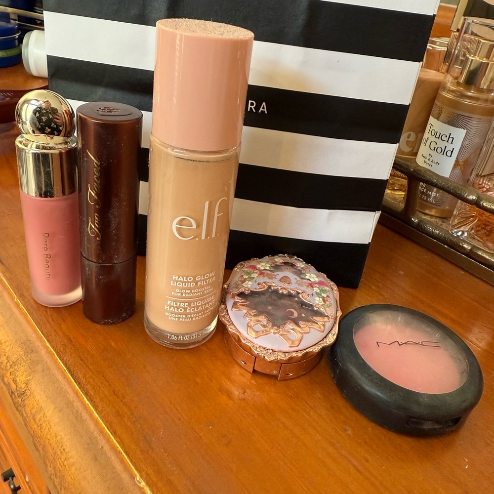 Make up bundle too face bronzer, stick Mac blush rare beauty happy elf halo glow